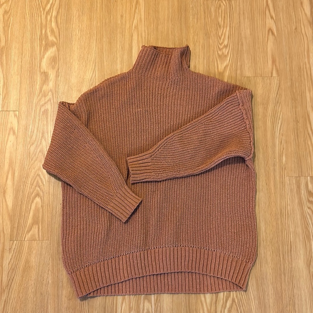 NWOT AERIE Chenille Feels Sweater